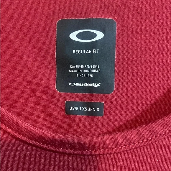 Oakley Red Tank Top - Picture 2 of 4